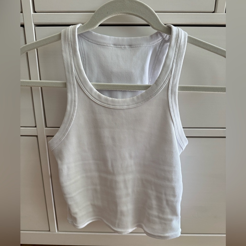 Goddess Ribbed Go-To Tank - Picture 4 of 5